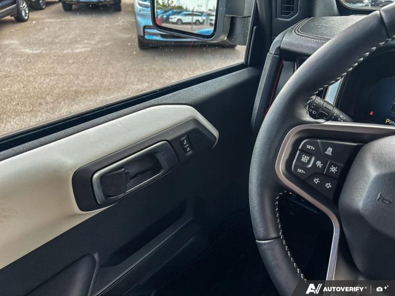NEW 2026 Ford Bronco Outer Banks - Wimbledon White Exterior / BLACK ONYX-LEATHER/VINYL Interior - $87,459 - Stock #E60989 - VIN 1FMEE8BP8TLB22474 - Photo 17