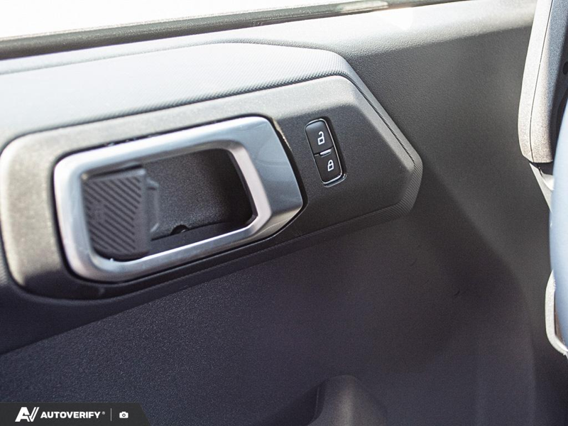 NEW 2026 Ford Bronco Big Bend - Avalanche Grey Exterior / BLACK CLOTH GREY Interior - $59,072 - Stock #D60743 - VIN 1FMDE7BH3TLB38452 - Photo 17
