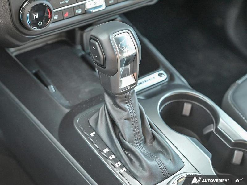 NEW 2026 Ford Bronco Outer Banks - Avalanche Exterior / BLACK ONYX LEATHER TRIM/VINYL Interior - $73,939 - Stock #E60286 - VIN 1FMEE8BP3TLA46727 - Photo 19