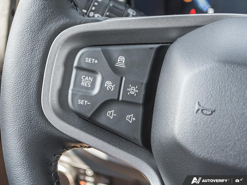 NEW 2026 Ford Bronco Badlands - Marsh Grey Exterior / BLACK ONYX, LEATHER-TRIMMED/VINYL BUCKET SEATS Interior - $97,092 - Stock #E60894 - VIN 1FMEE9BPXTLB33367 - Photo 18