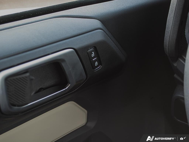 NEW 2026 Ford Bronco Base Sasquatch Manual - Avalanche Exterior / BLACK CLOTH GREY Interior - $61,356 - Stock #E60239 - VIN 1FMDE6AH1TLA43559 - Photo 18