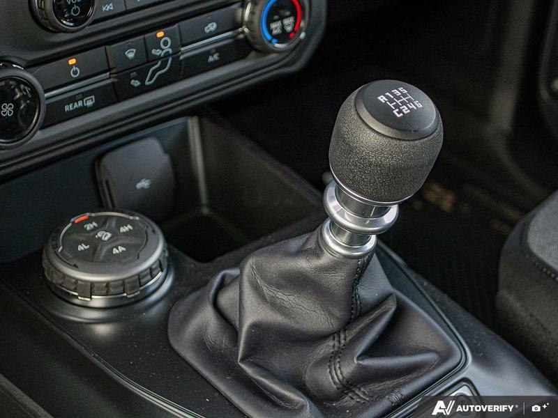 NEW 2026 Ford Bronco Base Sasquatch Manual Trans - Marsh Gray Exterior / BLACK CLOTH GREY Interior - $63,899 - Stock #E60185 - VIN 1FMDE6AH9TLA43471 - Photo 20