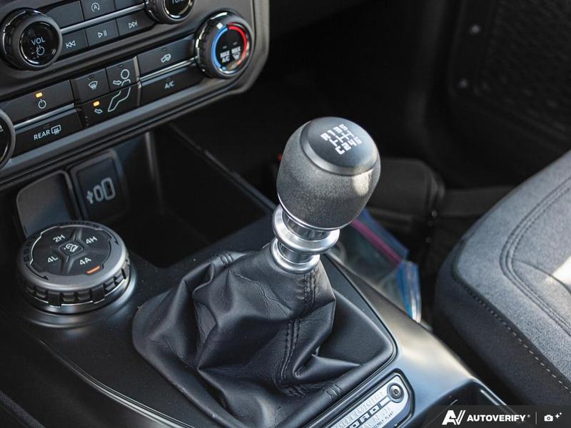 NEW 2026 Ford Bronco Base Sasquatch Manual Trans - Avalanche Exterior / BLACK CLOTH GREY Interior - $63,799 - Stock #E60239 - VIN 1FMDE6AH1TLA43559 - Photo 20