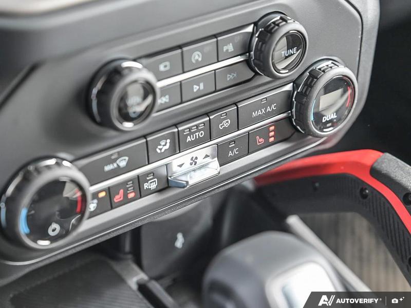 NEW 2026 Ford Bronco Outer Banks 60th Anniversary Edition - Wimbledon White Exterior / BLACK ONYX-LEATHER/VINYL Interior - $83,424 - Stock #E60477 - VIN 1FMEE8BP8TLA54032 - Photo 20