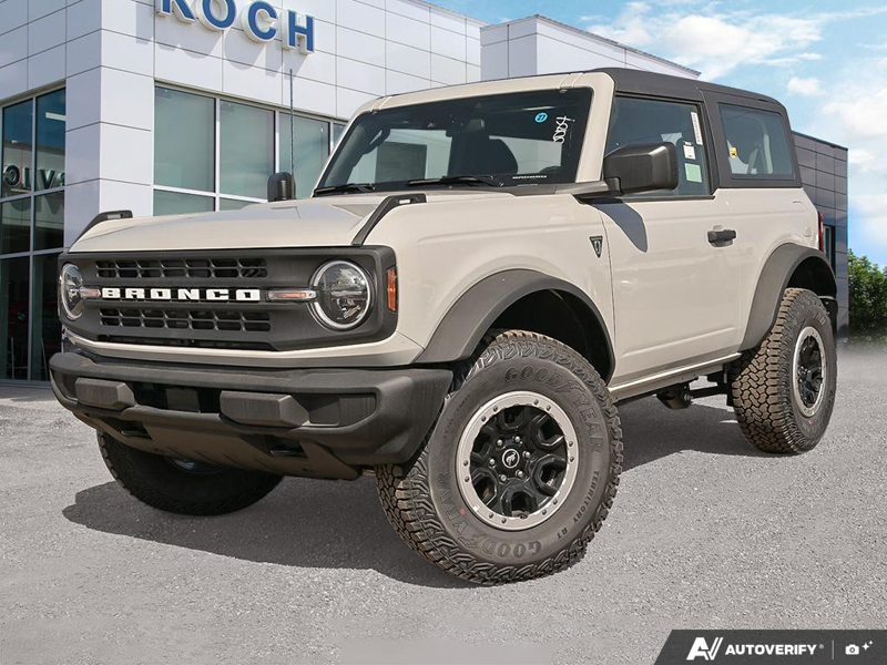 NEW 2026 Ford Bronco Base Sasquatch Manual - Desert Sand Exterior / BLACK CLOTH GREY Interior - $62,708 - Stock #E60575 - VIN 1FMDE6AH0TLA75175 - Photo 1