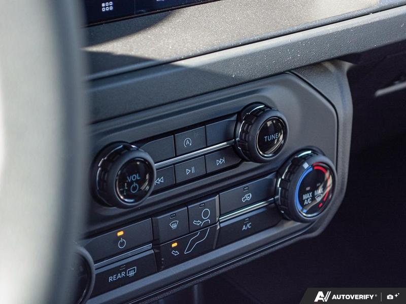 NEW 2026 Ford Bronco Base Sasquatch Manual Trans - Avalanche Exterior / BLACK CLOTH GREY Interior - $63,799 - Stock #E60239 - VIN 1FMDE6AH1TLA43559 - Photo 21