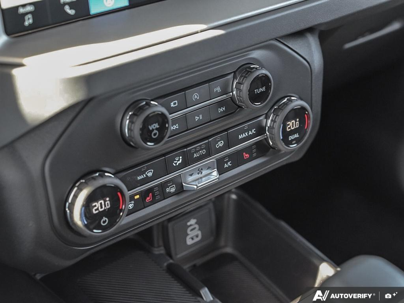 NEW 2026 Ford Bronco Outer Banks - Avalanche Exterior / BLACK ONYX LEATHER TRIM/VINYL Interior - $72,839 - Stock #E60286 - VIN 1FMEE8BP3TLA46727 - Photo 20