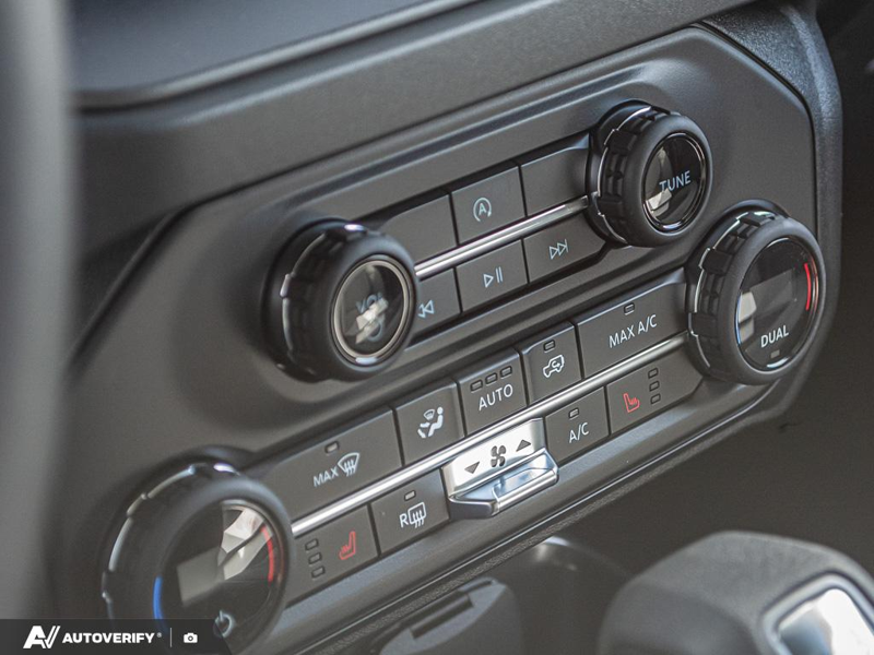 NEW 2026 Ford Bronco Big Bend - Velocity Blue Metallic Exterior / BLACK CLOTH GREY Interior - $57,169 - Stock #D60319 - VIN 1FMDE7BH2TLA54512 - Photo 21