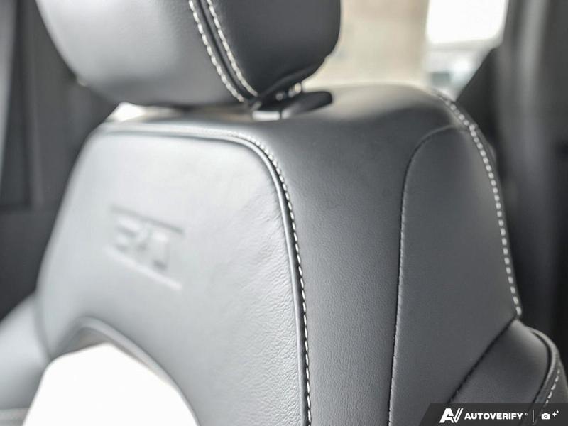 NEW 2026 Ford Bronco Outer Banks 60th Anniversary Edition - Wimbledon White Exterior / BLACK ONYX-LEATHER/VINYL Interior - $83,424 - Stock #E60477 - VIN 1FMEE8BP8TLA54032 - Photo 23