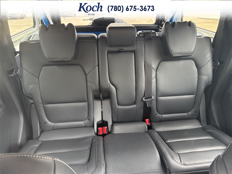 NEW 2026 Ford Bronco Big Bend - Velocity Blue Metallic Exterior / CARMELO PLATINUM LEATHER BUCKET Interior - $58,736 - Stock #A26120 - VIN 1FMDE7BH5TLA61924 - Photo 22
