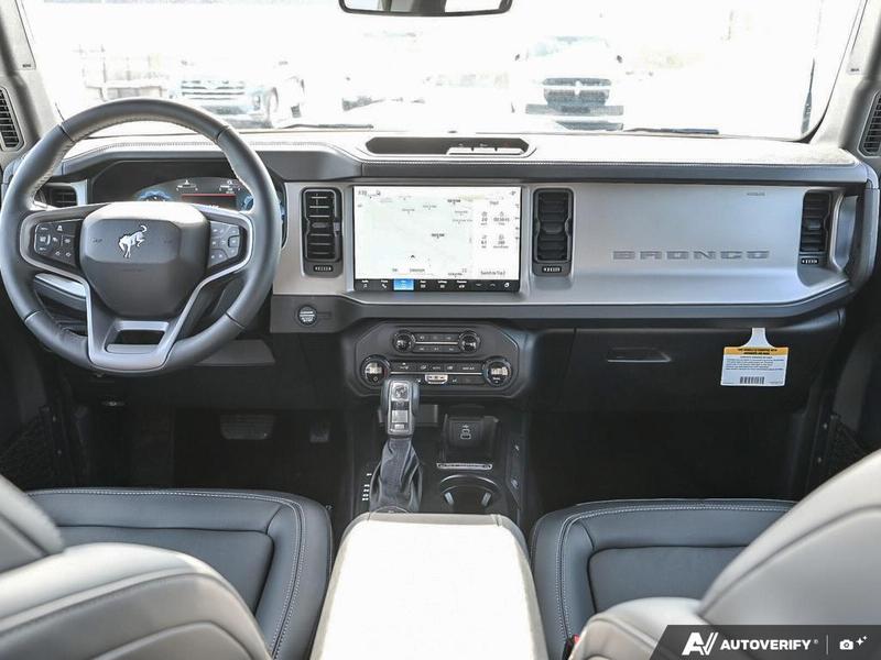 NEW 2026 Ford Bronco Outer Banks - Avalanche Exterior / BLACK ONYX LEATHER TRIM/VINYL Interior - $73,939 - Stock #E60286 - VIN 1FMEE8BP3TLA46727 - Photo 25