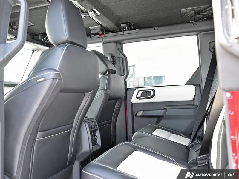 NEW 2026 Ford Bronco Outer Banks 60th Anniversary Edition - Ruby Red Tri-coat Metallic Exterior / BLACK ONYX-LEATHER/VINYL Interior - $88,774 - Stock #E60405 - VIN 1FMEE8BP0TLA54929 - Photo 24