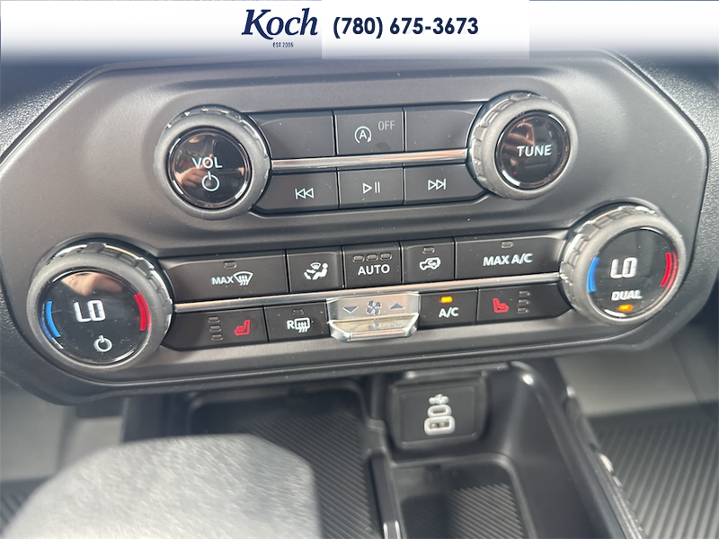 NEW 2026 Ford Bronco Big Bend - Velocity Blue Metallic Exterior / CARMELO PLATINUM LEATHER BUCKET Interior - $58,736 - Stock #A26120 - VIN 1FMDE7BH5TLA61924 - Photo 24