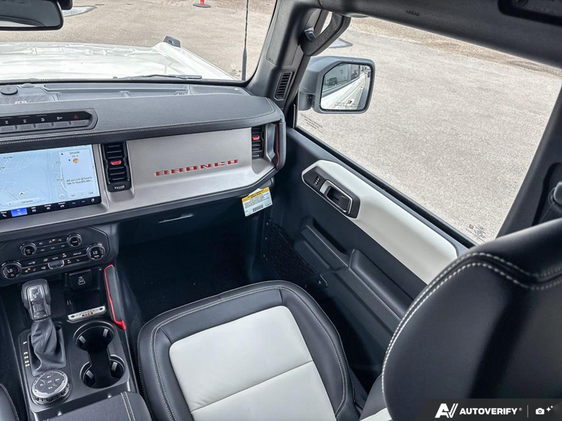 NEW 2026 Ford Bronco Outer Banks 60th Anniversary Edition - Wimbledon White Exterior / BLACK ONYX-LEATHER/VINYL Interior - $88,624 - Stock #E60716 - VIN 1FMEE8BPXTLB02498 - Photo 25