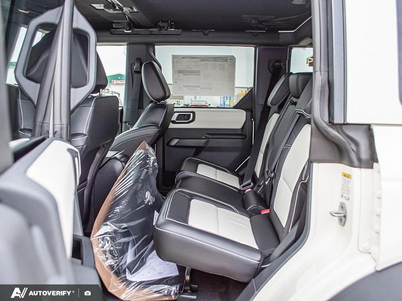 NEW 2026 Ford Bronco Outer Banks - Wimbledon White Exterior / BLACK ONYX-LEATHER/VINYL Interior - $82,413 - Stock #D60363 - VIN 1FMEE8BH4TLA54263 - Photo 28