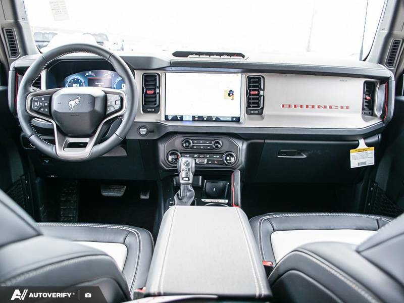 NEW 2026 Ford Bronco Outer Banks - Wimbledon White Exterior / BLACK ONYX-LEATHER/VINYL Interior - $82,192 - Stock #D60363 - VIN 1FMEE8BH4TLA54263 - Photo 29