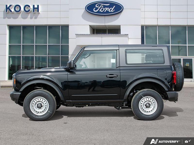 NEW 2026 Ford Bronco Base - Shadow Black Exterior / BLACK CLOTH GREY Interior - $56,069 - Stock #E60542 - VIN 1FMDE6AH9TLA76647 - Photo 3