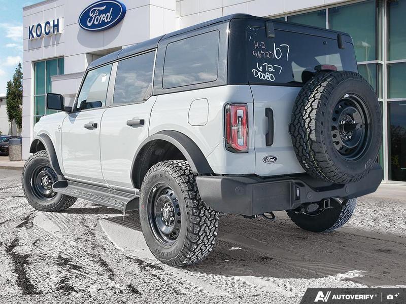 NEW 2026 Ford Bronco Outer Banks - Avalanche Exterior / BLACK ONYX LEATHER TRIM/VINYL Interior - $73,939 - Stock #E60286 - VIN 1FMEE8BP3TLA46727 - Photo 4