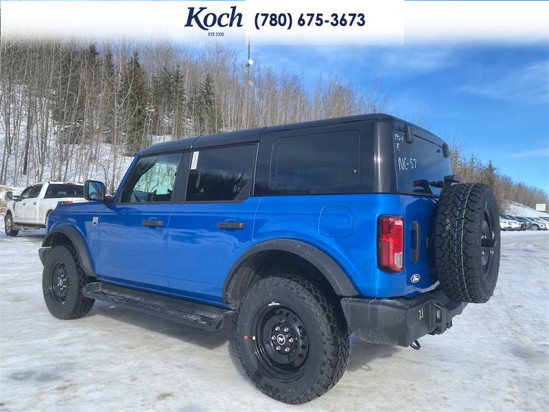 NEW 2026 Ford Bronco Big Bend - Velocity Blue Metallic Exterior / CARMELO PLATINUM LEATHER BUCKET Interior - $64,915 - Stock #A26120 - VIN 1FMDE7BH5TLA61924 - Photo 3