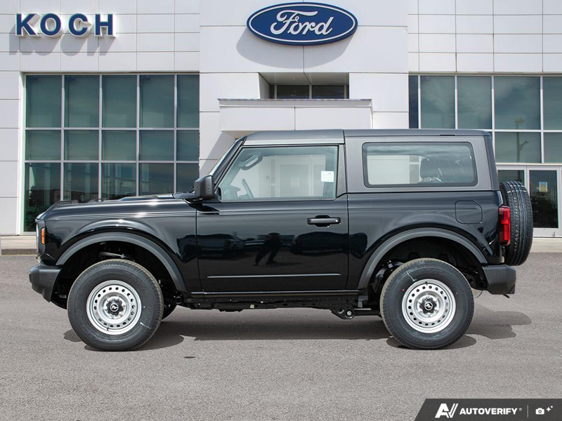 NEW 2026 Ford Bronco Base - Shadow Black Exterior / BLACK CLOTH GREY Interior - $55,919 - Stock #E60542 - VIN 1FMDE6AH9TLA76647 - Photo 3