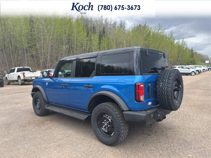 NEW 2026 Ford Bronco Big Bend - Velocity Blue Metallic Exterior / CARMELO PLATINUM LEATHER BUCKET Interior - $65,665 - Stock #A26120 - VIN 1FMDE7BH5TLA61924 - Photo 3