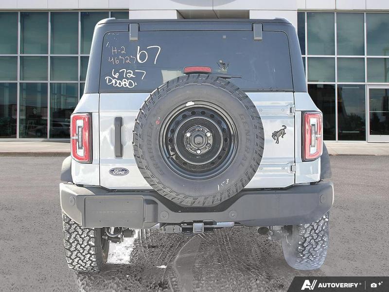 NEW 2026 Ford Bronco Outer Banks - Avalanche Exterior / BLACK ONYX LEATHER TRIM/VINYL Interior - $73,939 - Stock #E60286 - VIN 1FMEE8BP3TLA46727 - Photo 5