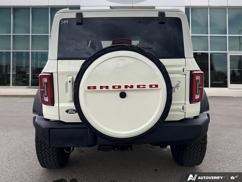 NEW 2026 Ford Bronco Outer Banks 60th Anniversary Edition - Wimbledon White Exterior / BLACK ONYX-LEATHER/VINYL Interior - $88,624 - Stock #E60716 - VIN 1FMEE8BPXTLB02498 - Photo 5
