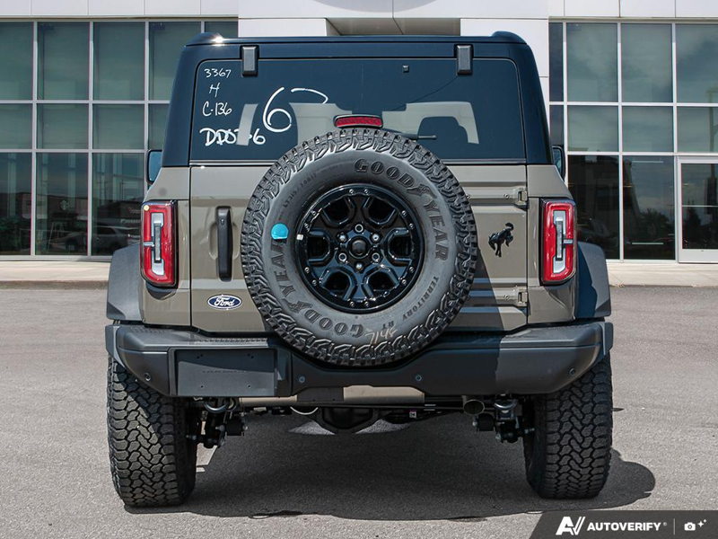 NEW 2026 Ford Bronco Badlands - Marsh Grey Exterior / BLACK ONYX, LEATHER-TRIMMED/VINYL BUCKET SEATS Interior - $97,092 - Stock #E60894 - VIN 1FMEE9BPXTLB33367 - Photo 5