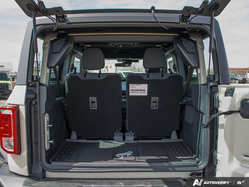 NEW 2026 Ford Bronco Base Sasquatch Manual - Desert Sand Exterior / BLACK CLOTH GREY Interior - $62,708 - Stock #E60575 - VIN 1FMDE6AH0TLA75175 - Photo 7