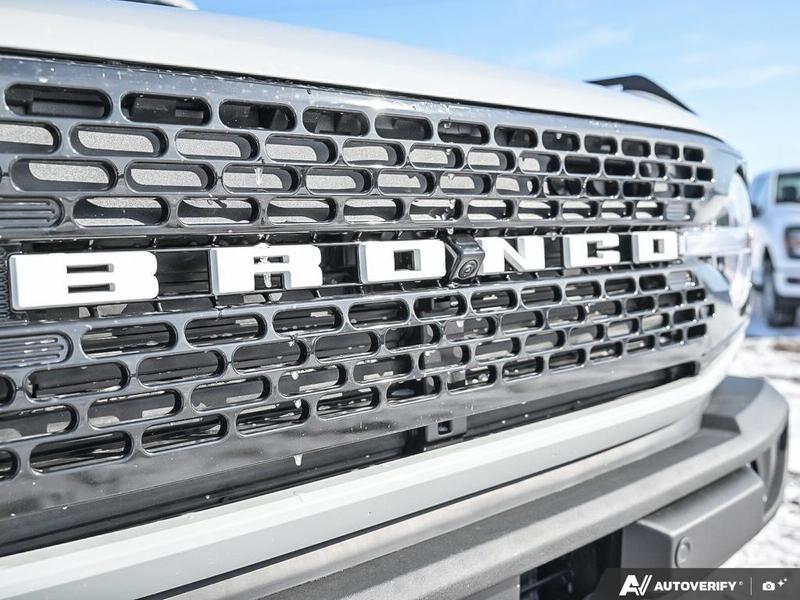 NEW 2026 Ford Bronco Outer Banks - Avalanche Exterior / BLACK ONYX LEATHER TRIM/VINYL Interior - $73,939 - Stock #E60286 - VIN 1FMEE8BP3TLA46727 - Photo 9