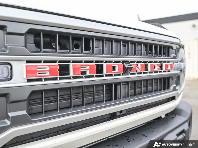 NEW 2026 Ford Bronco Outer Banks 60th Anniversary Edition - Wimbledon White Exterior / BLACK ONYX-LEATHER/VINYL Interior - $83,424 - Stock #E60477 - VIN 1FMEE8BP8TLA54032 - Photo 9