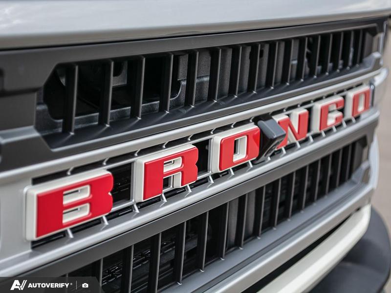 NEW 2026 Ford Bronco Outer Banks - Wimbledon White Exterior / BLACK ONYX-LEATHER/VINYL Interior - $82,413 - Stock #D60363 - VIN 1FMEE8BH4TLA54263 - Photo 9