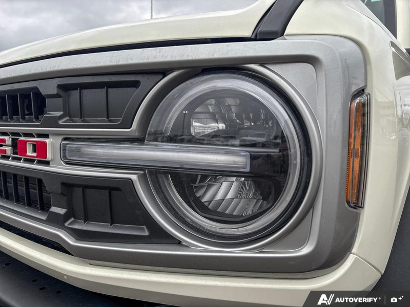 NEW 2026 Ford Bronco Outer Banks 60th Anniversary Edition - Wimbledon White Exterior / BLACK ONYX-LEATHER/VINYL Interior - $75,557 - Stock #E60681 - VIN 1FMEE8BH0TLA92542 - Photo 8