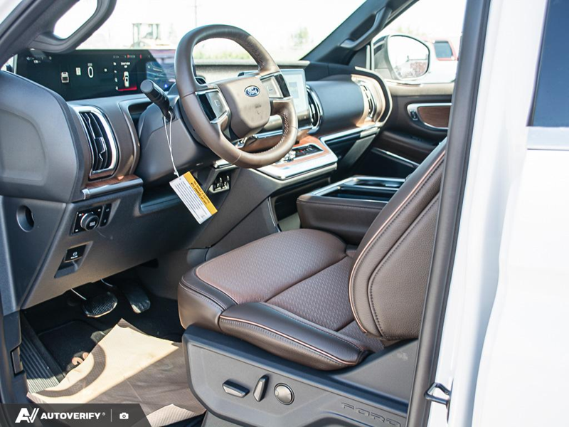 NEW 2026 Ford Expedition King Ranch Max - Star White Tri-Coat Exterior / MESA, PREM DEL RIO LEATHER HEATED/VENT CAPTAIN'S CHAIRS Interior - $109,379 - Stock #D60702 - VIN 1FMJK1P88TEA43827 - Photo 13