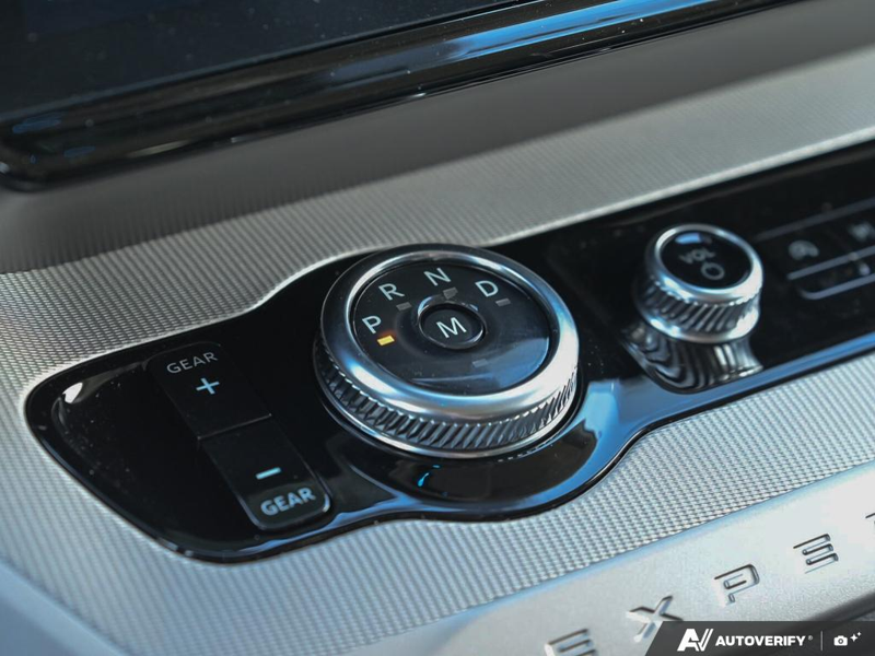 NEW 2026 Ford Expedition Active Max - Star White Tri-coat Metallic Exterior / EBONY CLOTH BUCKET SEATS Interior - $90,564 - Stock #E60228 - VIN 1FMJK1J85TEA00670 - Photo 19