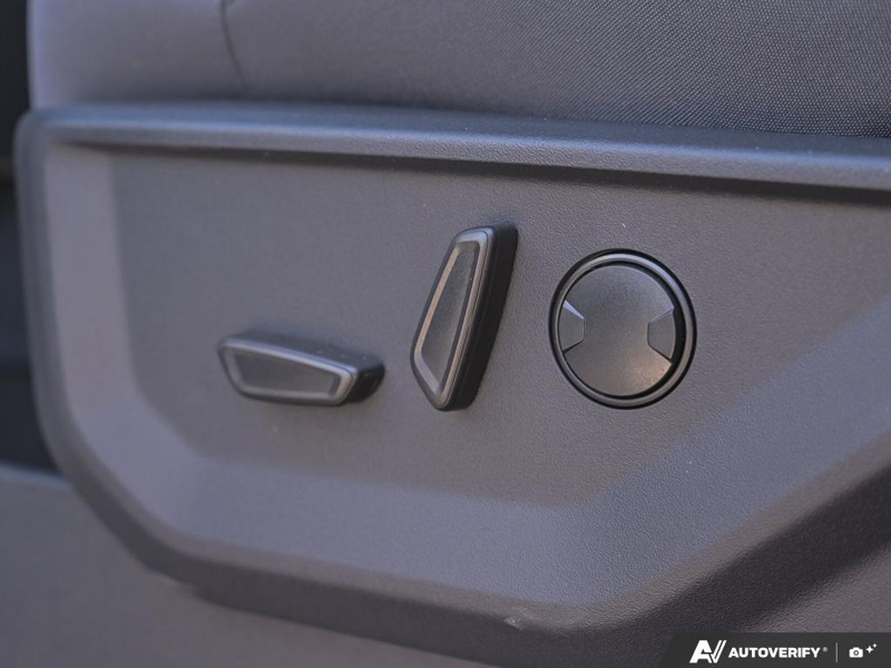 NEW 2026 Ford Expedition Active Max - Star White Tri-coat Metallic Exterior / EBONY CLOTH BUCKET SEATS Interior - $90,564 - Stock #E60228 - VIN 1FMJK1J85TEA00670 - Photo 27