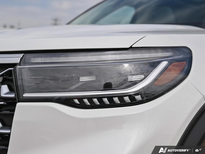 NEW 2026 Ford Explorer Platinum - Star White Tri-coat Metallic Exterior / CRYSTAL GRAY LEATHER Interior - $63,934 - Stock #E60278 - VIN 1FMUK8HHXTGA83402 - Photo 10
