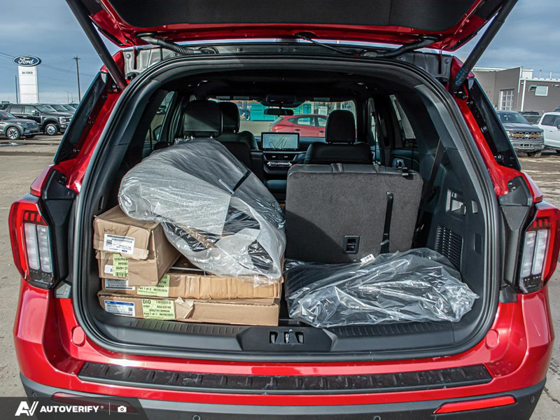 NEW 2026 Ford Explorer ST-Line - Rapid Red Tri-coat Metallic Exterior / ONYX UNIQUE CLOTH Interior - $62,107 - Stock #D60183 - VIN 1FMUK8KH7TGA81552 - Photo 11