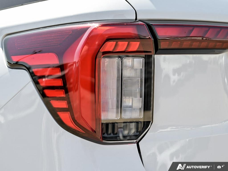 NEW 2026 Ford Explorer Active - Oxford White Exterior / DARK SPACE GRAY CLOTH Interior - $51,149 - Stock #E60258 - VIN 1FMUK8DH5TGA82812 - Photo 12