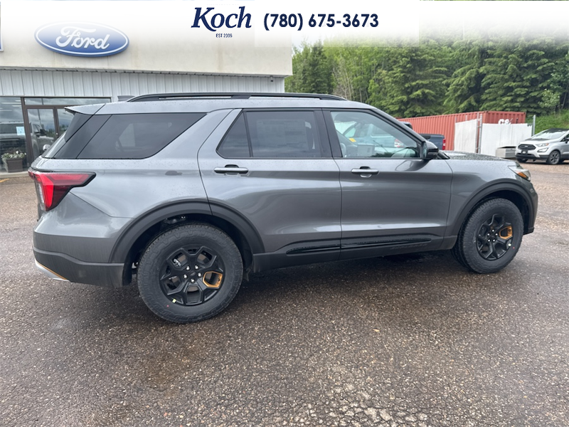 NEW 2026 Ford Explorer Tremor - Carbonized Grey Metallic Exterior / KAPOOR RED Interior - $75,030 - Stock #A26169 - VIN 1FMWK8JC4TGB63785 - Photo 37