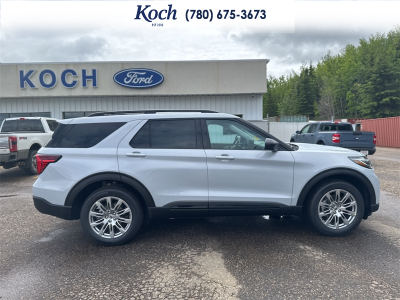 NEW 2026 Ford Explorer Active - Crystal White Tricoat Exterior / DARK SPACE GREY ACTIVEX Interior - $60,130 - Stock #A26191 - VIN 1FMUK8DH1TGB87329 - Photo 13