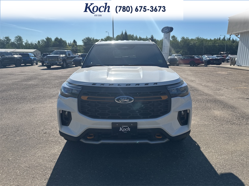 NEW 2026 Ford Explorer Tremor - Star White Tri-Coat Exterior / ONYX, HEAT/VENTILATED MIKO SUEDE SPORT CAPTAIN'S CHAIRS Interior - $66,780 - Stock #A26207 - VIN 1FMUK8JH7TGB86660 - Photo 16