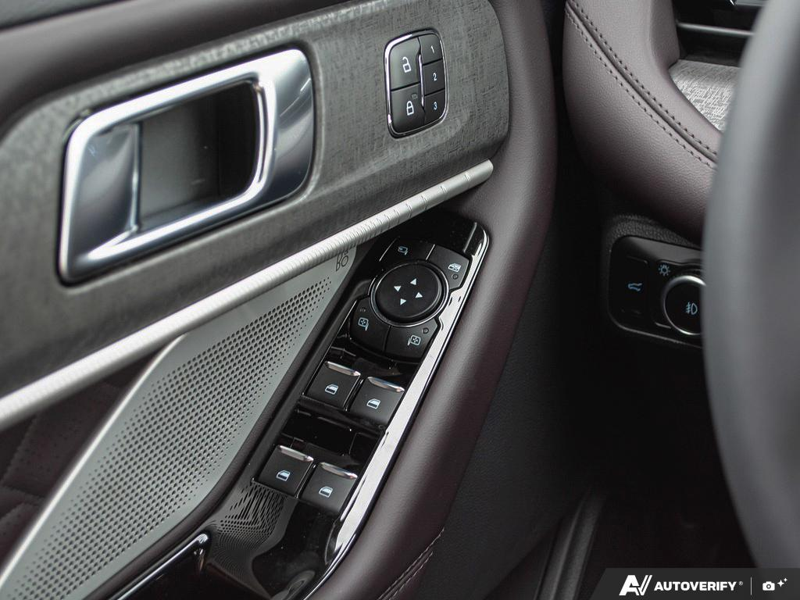 NEW 2026 Ford Explorer Platinum - Star White Tri-coat Metallic Exterior / MOJAVE DUSK LEATHER Interior - $63,552 - Stock #E60789 - VIN 1FMUK8HH4TGB63892 - Photo 17