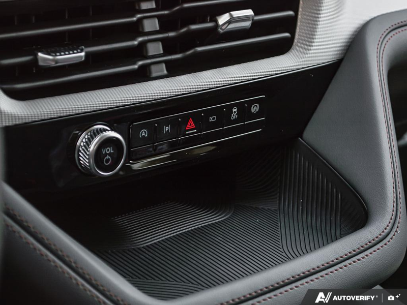 NEW 2026 Ford Explorer Active - Space White Metallic Exterior / DARK SPACE GREY ACTIVEX Interior - $56,734 - Stock #E60254 - VIN 1FMUK8DH8TGA81993 - Photo 21