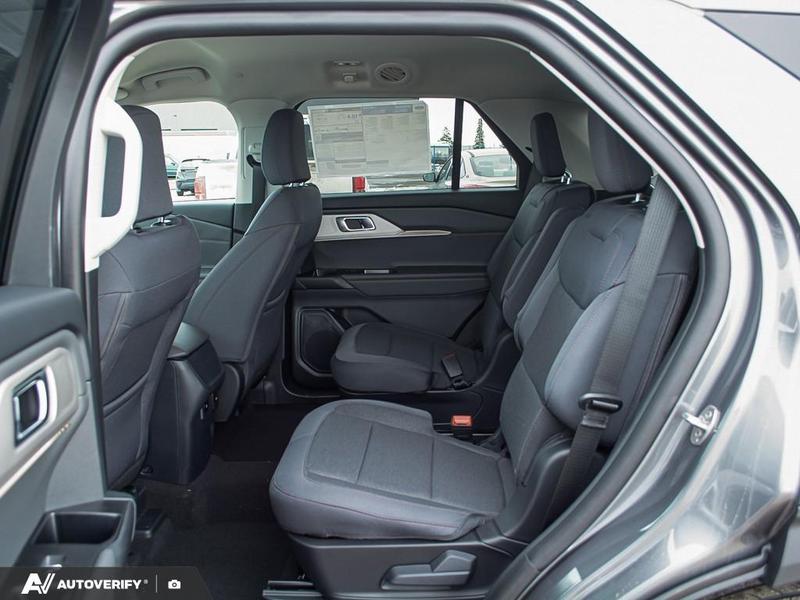 NEW 2026 Ford Explorer Active - Carbonized Grey Metallic Exterior / DARK SPACE GRAY CLOTH Interior - $53,857 - Stock #D60253 - VIN 1FMUK8DH2TGB01736 - Photo 25