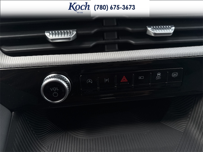 NEW 2026 Ford Explorer Active - Crystal White Tricoat Exterior / DARK SPACE GREY ACTIVEX Interior - $60,130 - Stock #A26191 - VIN 1FMUK8DH1TGB87329 - Photo 24