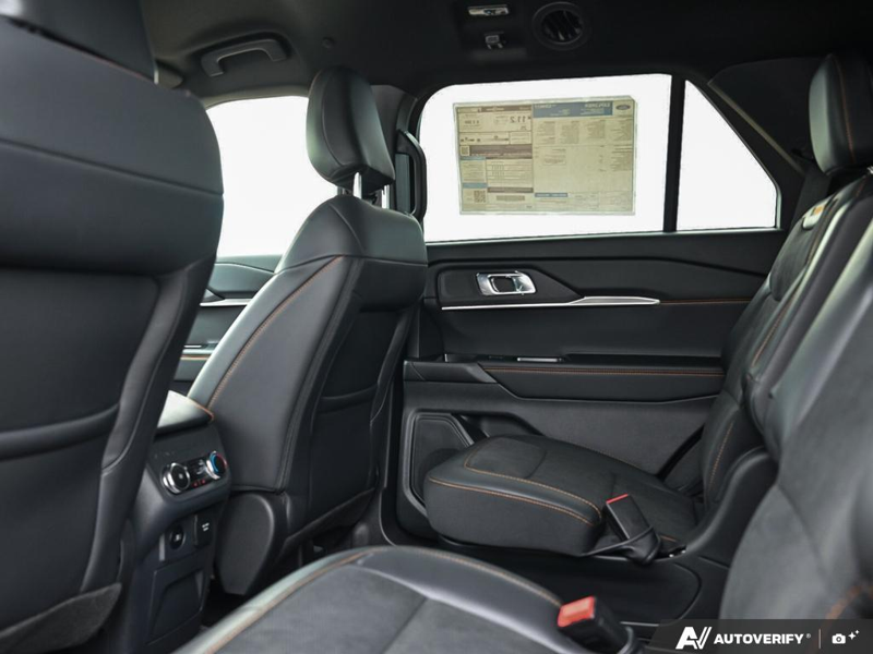 NEW 2026 Ford Explorer Tremor - Marsh Grey Exterior / ONYX, HEAT/VENTILATED MIKO SUEDE SPORT CAPTAIN'S CHAIRS Interior - $67,079 - Stock #E61118 - VIN 1FMUK8JH6TGC34617 - Photo 24