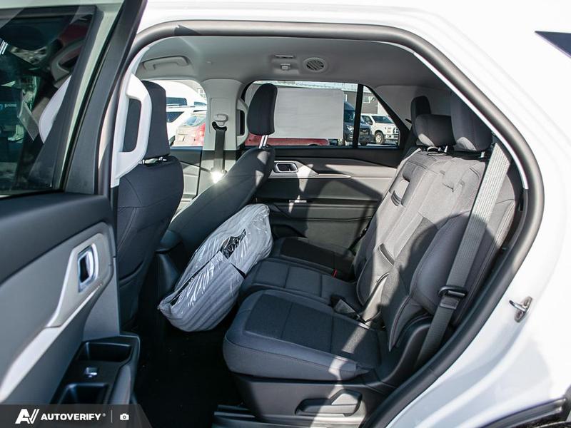 NEW 2026 Ford Explorer Active - Oxford White Exterior / DARK SPACE GRAY CLOTH Interior - $54,337 - Stock #D60203 - VIN 1FMUK8DH4TGA83160 - Photo 26