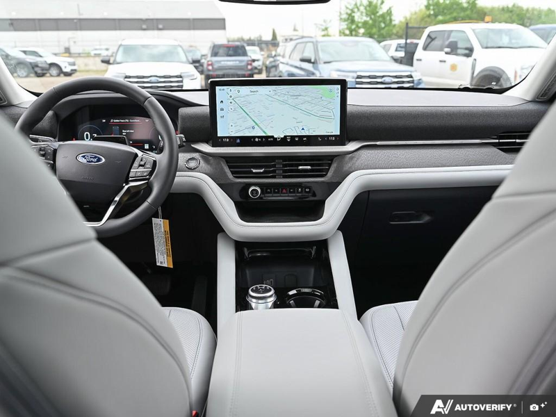 NEW 2026 Ford Explorer Platinum - Star White Tri-coat Metallic Exterior / CRYSTAL GRAY LEATHER Interior - $63,934 - Stock #E60278 - VIN 1FMUK8HHXTGA83402 - Photo 25