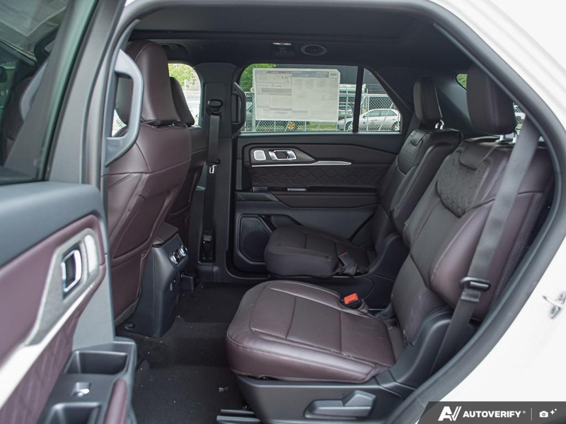 NEW 2026 Ford Explorer Platinum - Star White Tri-coat Metallic Exterior / MOJAVE DUSK LEATHER Interior - $63,552 - Stock #E60789 - VIN 1FMUK8HH4TGB63892 - Photo 25